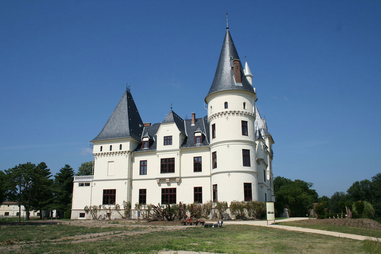 Andrássy kastély és kastélypark, Tiszadob