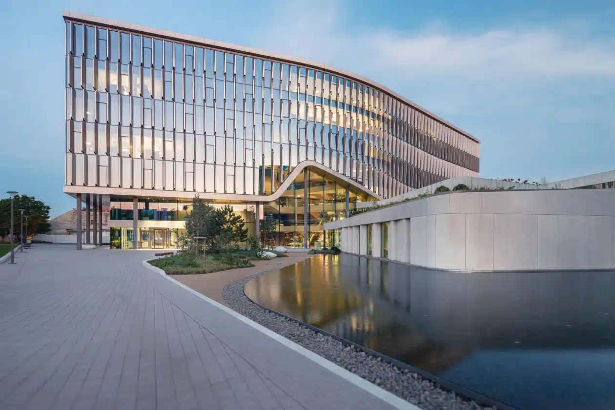 zoboki-design-richter-gedeon---s-new-headquarters-offices-archello.1760693078.1831